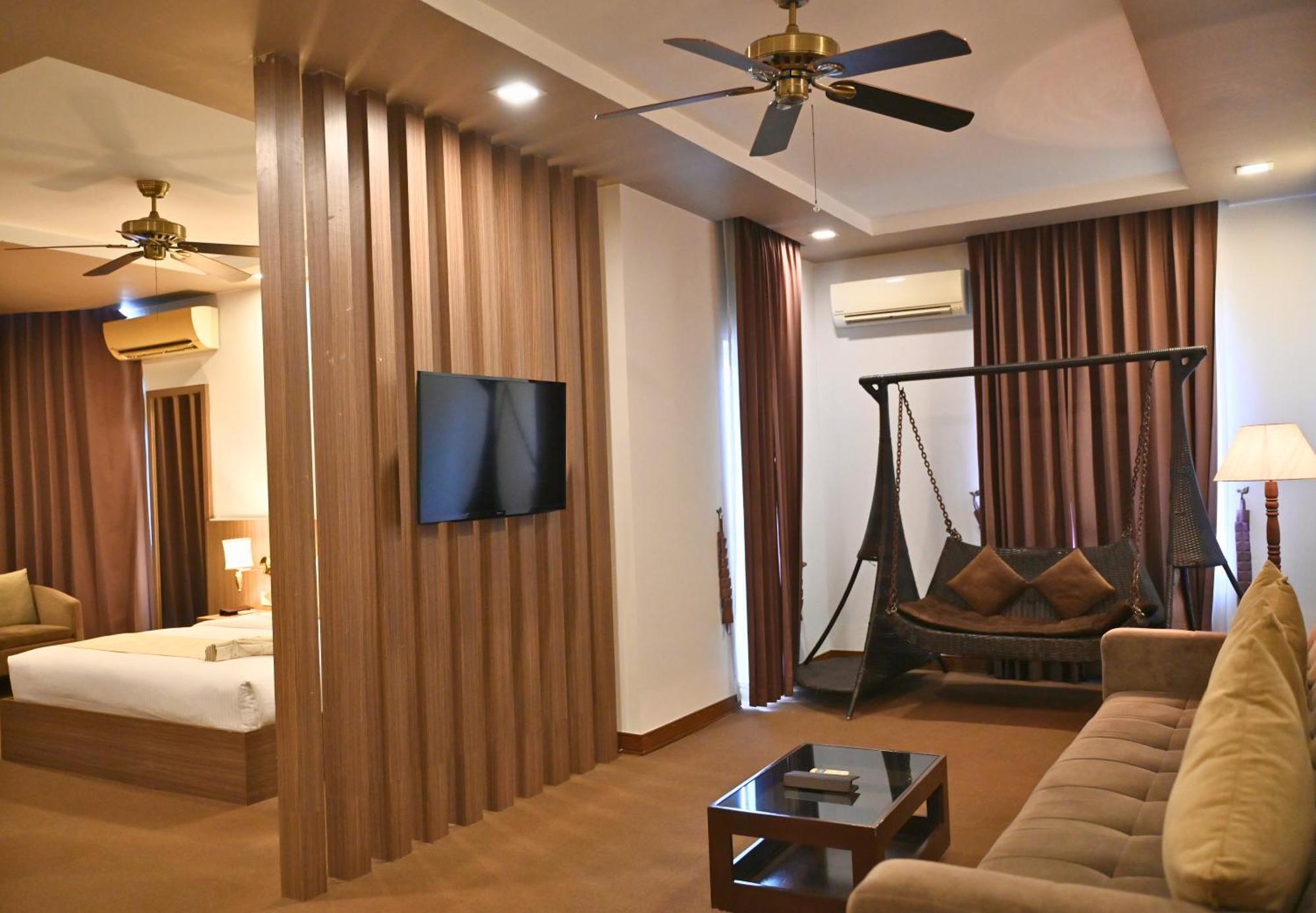Anik Boutique Hotel & Spa On Norodom Blvd Phnom Penh Eksteriør billede
